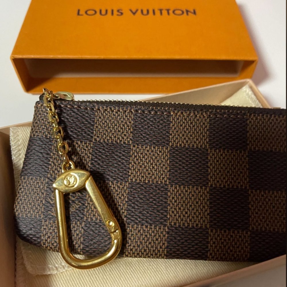 Authentic Louis Vuitton - KEY POUCH